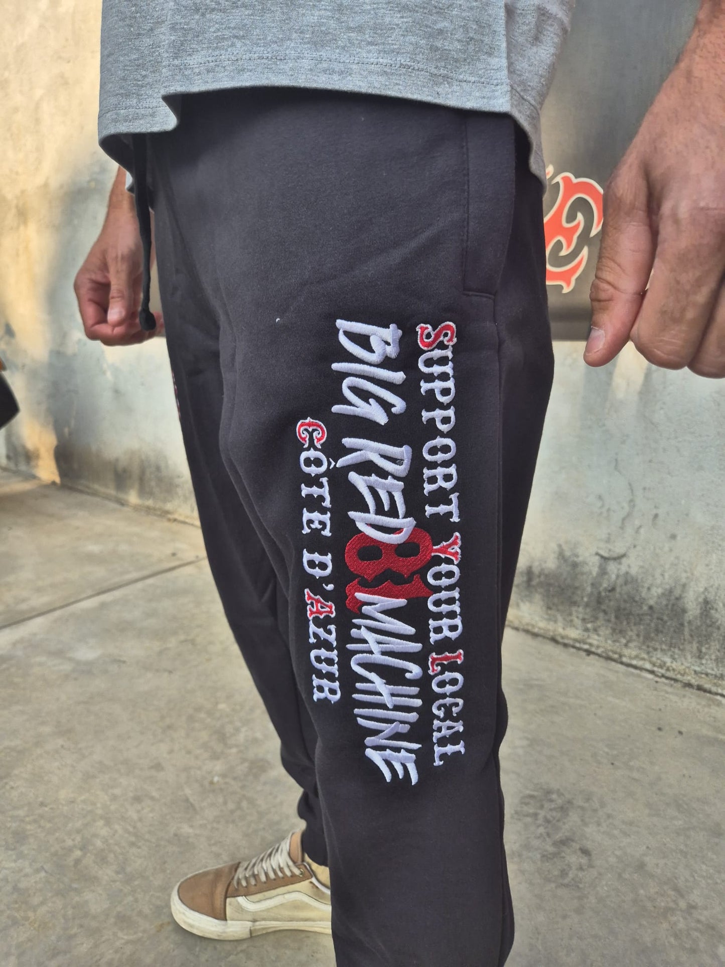 JOGGING Big Red Machine